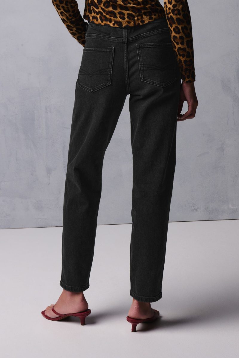 Stuf3861| Washed Black Mom Comfort Stretch Jeans - Image 4